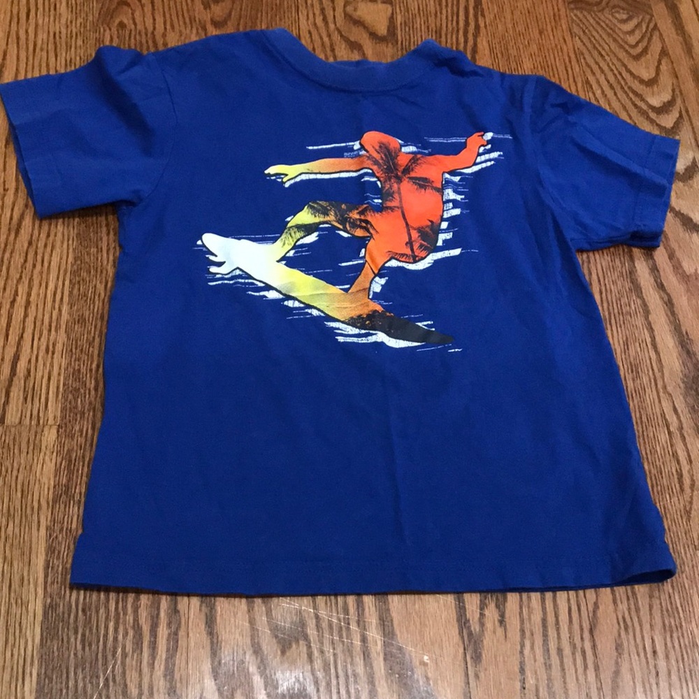 Children’s Place short sleeve t-shirt in size 5/6